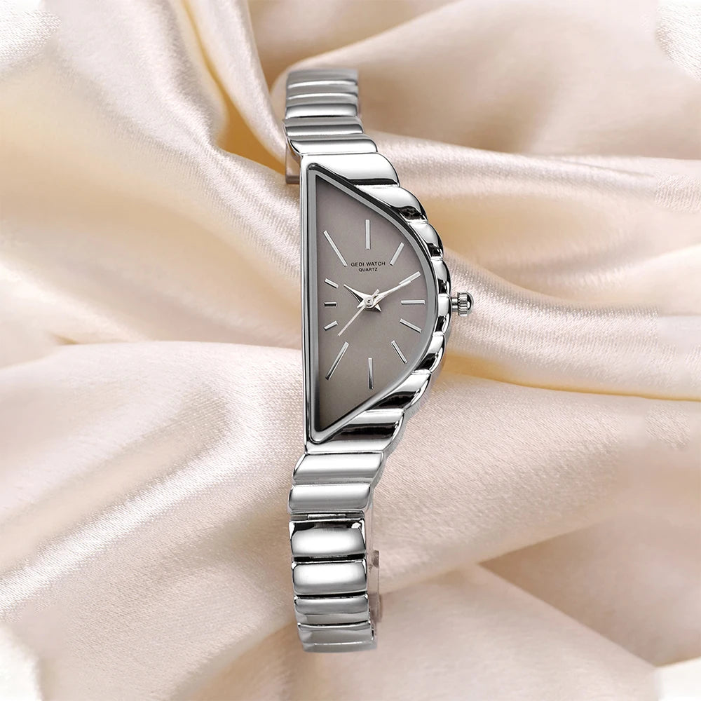 Luna Arc Watch